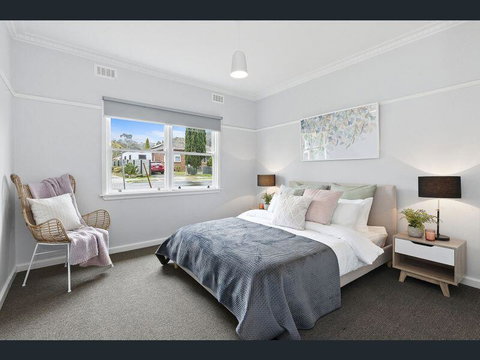 BALLARAT CLOSE 2 CBD + HOSPITAL+3BR HOME+NETFLIX + WiFi + Gift - Go Out 2