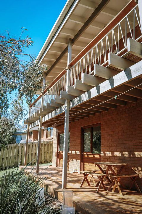 Banksia Beach House - Pubs and Clubs 3