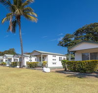 Bargara Beach Caravan Park - Pubs and Clubs