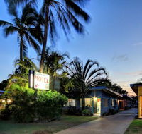 Bargara Gardens Boutique Villas - Pubs and Clubs