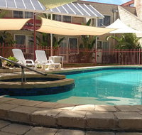 Barham Bridge Motor Inn - Pubs and Clubs