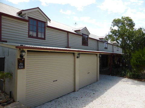 Barossa Barn Bed And Breakfast - Pubs and Clubs 2