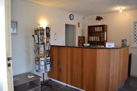 Barossa Gateway Motel - Pubs and Clubs 3