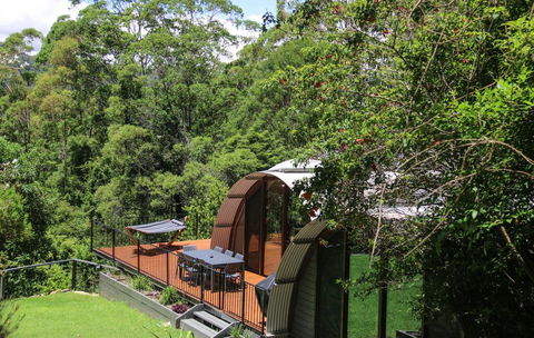 Barrengarry Hideaway - Pubs and Clubs 2
