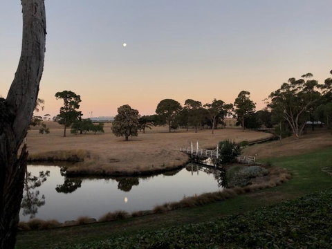 Barunah Plains Homestead - 10 Bedrooms - Sleeps 22 - Go Out 1