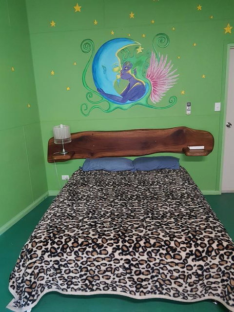 Batchelor Butterfly Farm - Pubs and Clubs 3