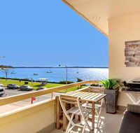 Bay Village No.7 Shoal Bay - Pubs and Clubs