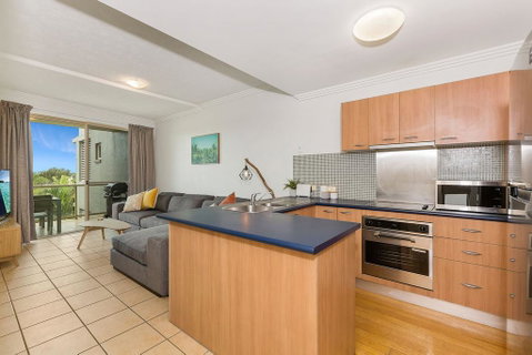 BEACH BLISS LUXURIOUS APARTMENT With POOL - Go Out 1