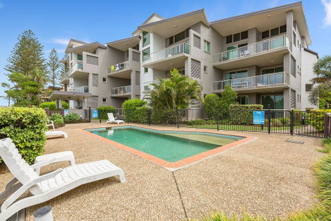 BEACH BLISS LUXURIOUS APARTMENT With POOL - Go Out 0