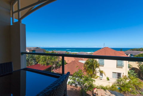 Beach Haven Executive Apartments - Pubs and Clubs 3