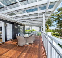 Beach House at Nelson Bay - Pubs and Clubs