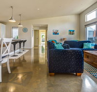 Beach Retreat on Koala - Pubs and Clubs