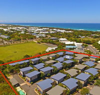 Beach Shack 24 Casuarina - Pubs and Clubs