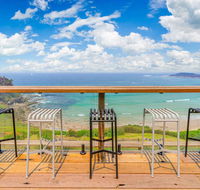 Beach Shack on Main Yamba Magnificent views Photos available shortly Free WiFi - Pubs and Clubs