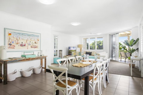Beach Views & Breezes, Sunshine Beach - Go Out 3