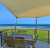 Beachfront Luxury - Pubs and Clubs