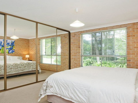 Beachfront Pool House - Absolute Beachfront - Go Out 3