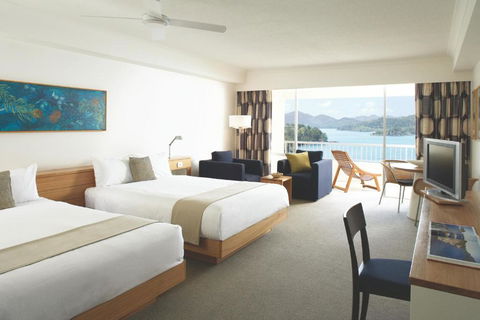 Reef View Hotel - Go Out 1