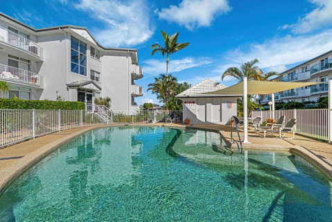 Relaxation Awaits At Runaway Cove - Go Out 1