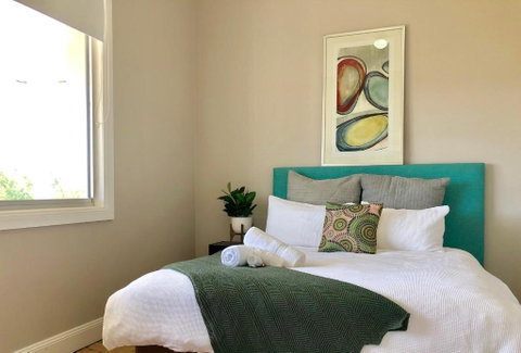Renovated Little Cottage Aberdare Hunter Valley - Go Out 0