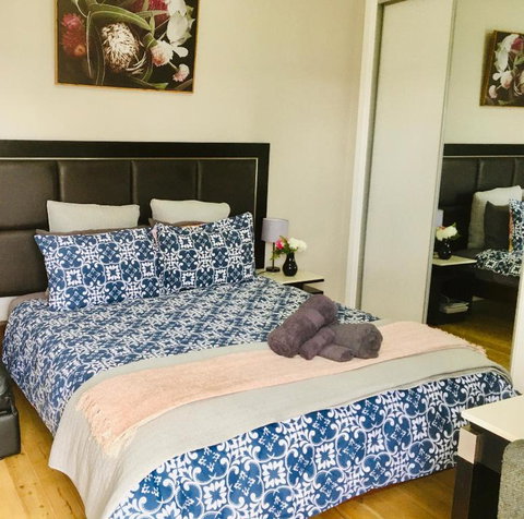 Renovated Little Cottage Aberdare Hunter Valley - Go Out 2