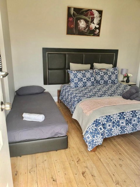 Renovated Little Cottage Aberdare Hunter Valley - Go Out 1