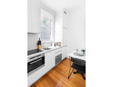 Renovated Studio In Bohemian Area Close To City - Go Out 3