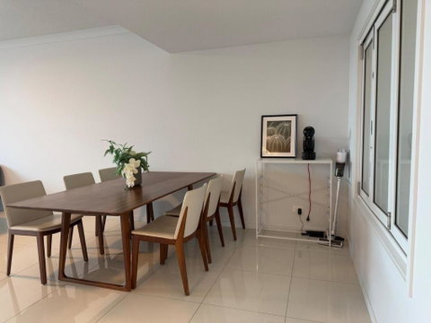 Resort-Style Apartment Near Harbour Town - Go Out 3