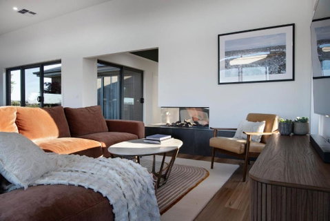 Ridge Vue Retreat - Pubs and Clubs 3