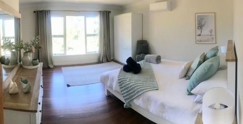 River Cottage Retreat Jalbarragup - Pubs and Clubs 1