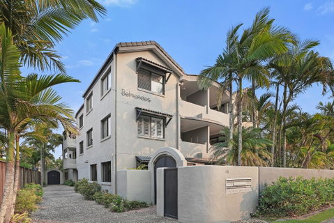 Riverside Location, Noosa Sound - Go Out 0