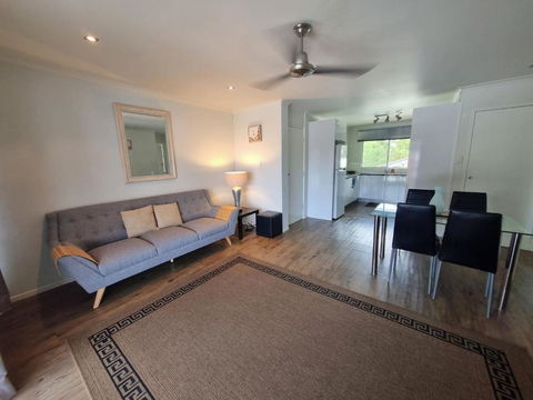 Residential Two-bedroom Unit On The Strand, Self-check In, Wi-fi - Go Out 0