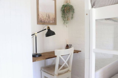 Rustic Chic 200 Metres From CBD - Pubs and Clubs 2