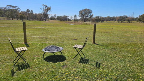 Roccos Retreat By Tiny Away - Pubs and Clubs 1