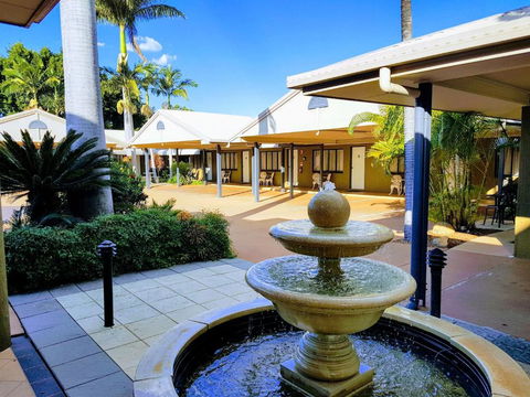 Rockhampton Palms Motor Inn - Pubs and Clubs 0