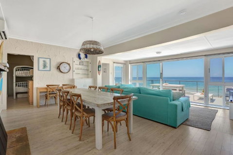 Rocklands Palm Beach Front - Go Out 2