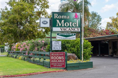 Roma Motel - Go Out 0