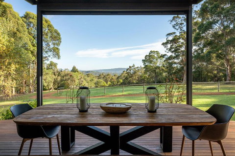 Roo Corner I Private Properties - Go Out 2