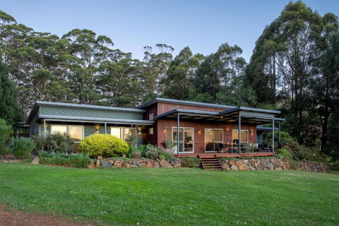 Roo Corner I Private Properties - Go Out 1