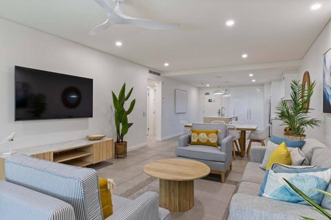 Rooftop Resort Oasis At Temple With Spa - Go Out 2