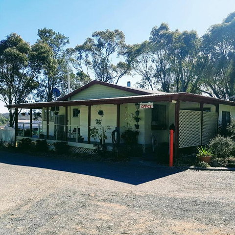 Rose City Caravan Park - Go Out 1