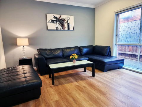 Rosie House-Spacious Comfortable Home - Go Out 2