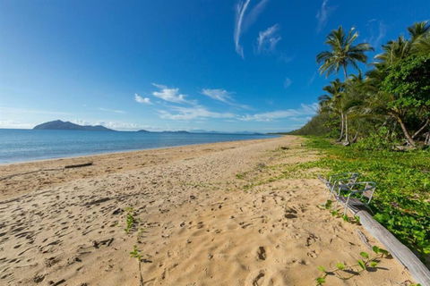 Roya On Mission - Beachfront - Wongaling - Family - Pubs and Clubs 2