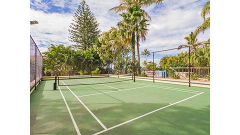 Royal Palm 19 - Pubs and Clubs 3