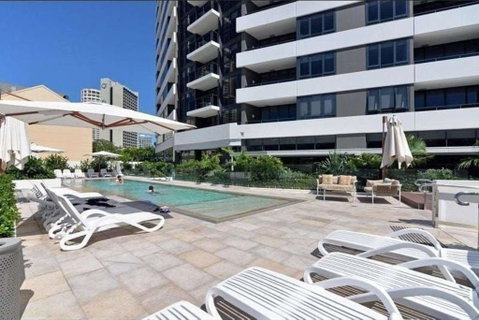 Ruby Apartments - Self Contained, Privately Managed Apartments - Pubs and Clubs 1