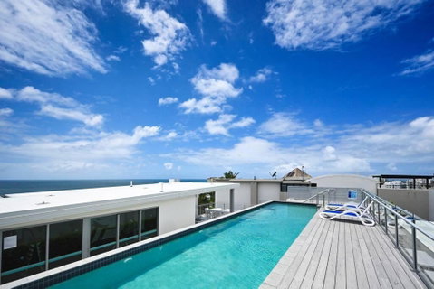 Saffire Seaside Serenity - Go Out 0