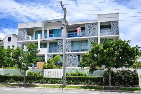 Saffire Seaside Serenity - Go Out 3