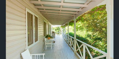 Sage Manor Bowral - Pubs and Clubs 3