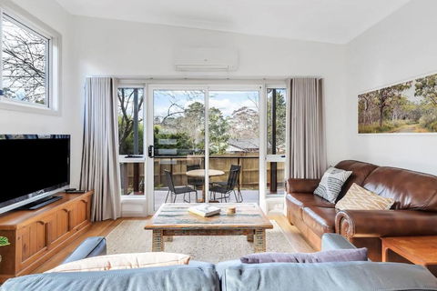 Sahaja Cottage Wentworth Falls - Pubs and Clubs 2