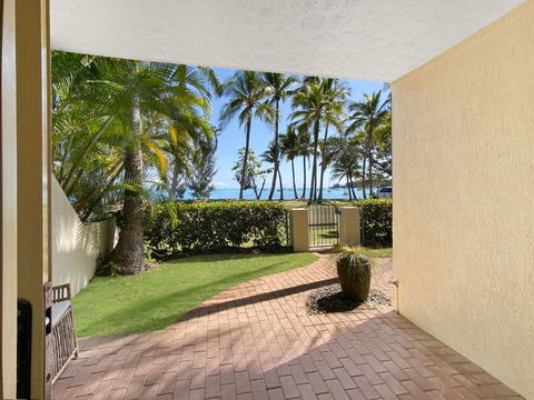 Sails On Horseshoe Apartment 6 - Pubs and Clubs 0